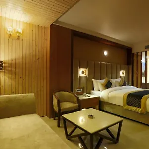 Hotel Luxury Near Igi Airport