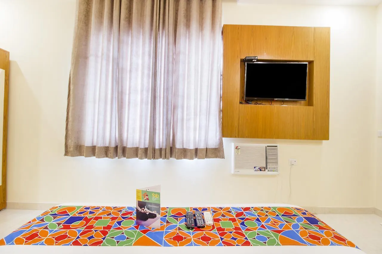 Fabhotel Aries Near Igi Airport New Delhi 3*,  Indien